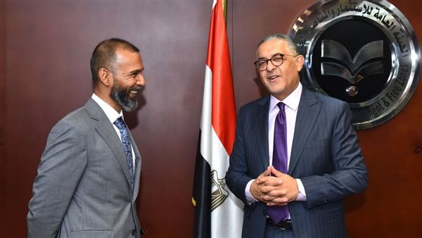 وفد استثماري من موريشيوس يبحث إنشاء مشروع لإعادة تدوير المخلفات الإلكترونية في مصر