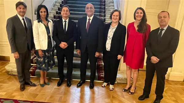 باسل رحمي: تنمية المشروعات يحرص على تكثيف التعاون مع المؤسسات التنموية الفرنسية 