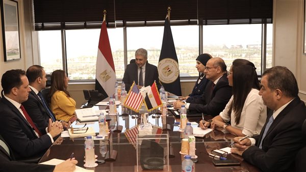 وزير السياحة يلتقي بسفيرة الولايات المتحدة الأمريكية لبحث تعزيز أوجه التعاون السياحي والأثري