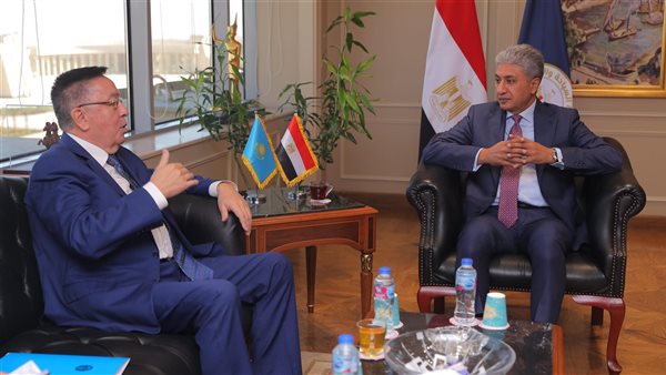  وزير السياحة يلتقي سفير كازاخستان بالقاهرة لبحث تعزيز العلاقات بين البلدين