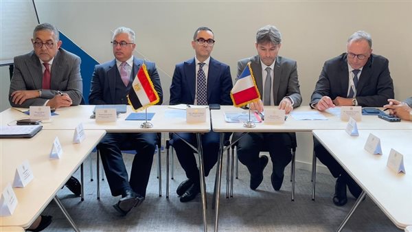 رئيس اقتصادية قناة السويس يبحث فرص الاستثمار في الوقود الأخضر بمنتدى الأعمال المصري الفرنسي 