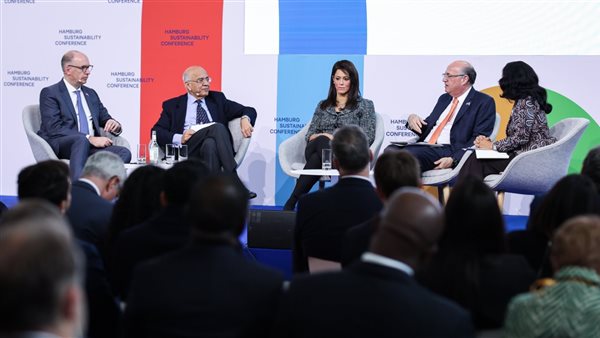 وزيرة التخطيط: التوسع في التمويل العادل كمًا ونوعًا للدول النامية لتسريع وتيرة التنمية والعمل المناخي