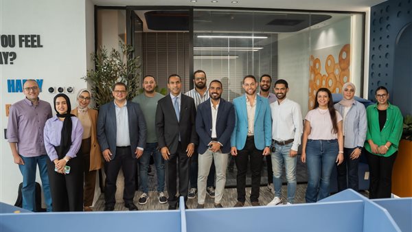 في إطار مواصلة مسيرة بنك قناة السويس نحو التحول الرقمي.. عاكف المغربي يفتتح مقر التحول الرقمي بالتجمع الخامس