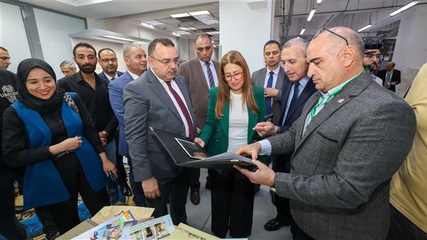 داليا الباز تفتتح مركز الطباعة الرقمية الجديد بـمطابع البريد