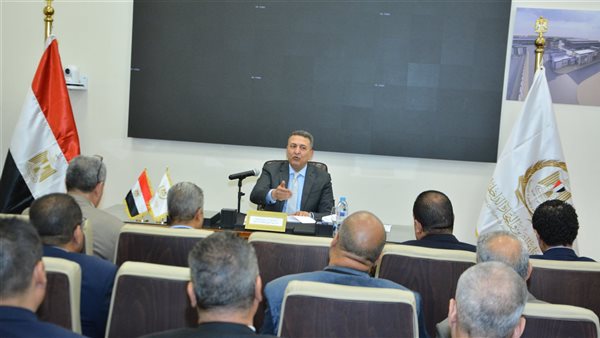 وزير التموين يوجه بتوفير السلع والمخزون الاستراتيجي وتكثيف الرقابة على الأسواق