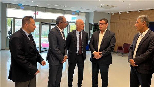 وزير الإسكان يزور المنطقة الصناعية بولاية كوجالى التركية للاطلاع على نظم الإدارة 