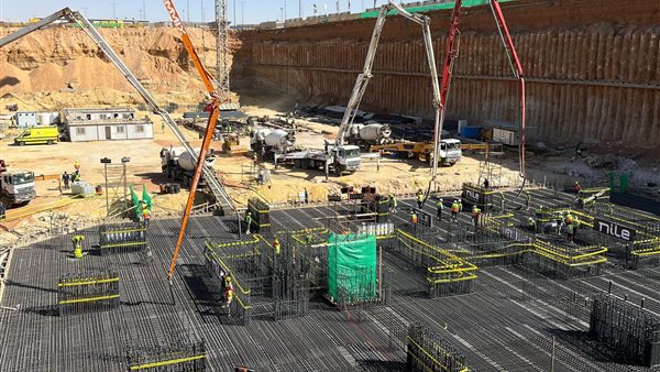 صب أساسات قمم إفريقيا بأعلي مدينة رأسية في إفريقيا 