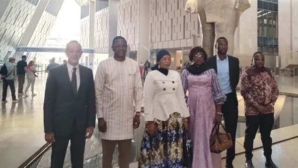  المتحف المصري الكبير يستقبل وزير الخارجية والتعاون الإقليمي ببوركينافاسو وعمدة طوكيو 