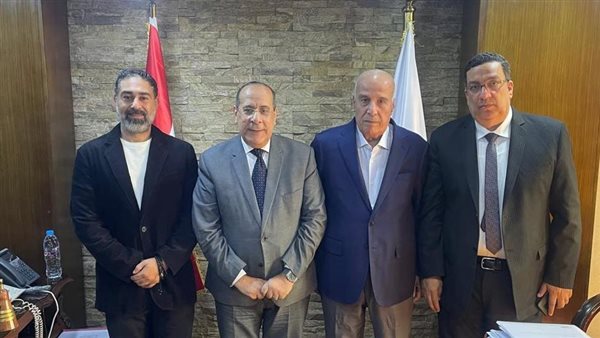 اتفاق بين القابضة للصناعات الغذائية واتحاد منتجي الدواجن وشعبة بيض المائدة لتوريد البيض المحلي للشركة القابضة لطرحه بالمنافذ 