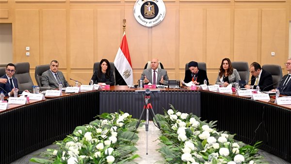 كامل الوزير: خطة لإقامة مدينة متكاملة لتصنيع إطارات السيارات والصناعات المغذية لها