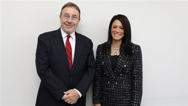 وزيرة التخطيط تلتقي مدير برنامج الأمم المتحدة الإنمائي