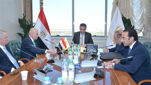  وزير التموين يبحث تعزيز التعاون مع شركة “أرتك بيبر” في مجال تصنيع الإيثانول