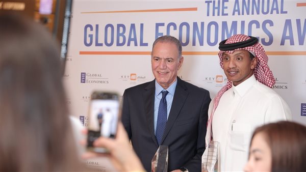 جائزة الاقتصاد العالمي تكرم رؤساء شركة المطورون العرب القابضة في دبي