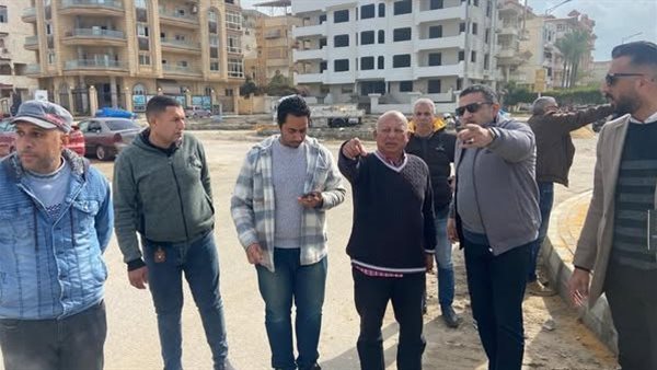 وزير الإسكان يتابع سير العمل بالمشروعات السكنية بعددٍ من المدن الجديدة