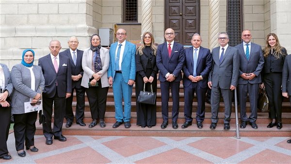 بنك مصر ومؤسسته يساهمان بنحو 445 مليون جنيه لدعم المدينة الطبية بجامعة عين شمس