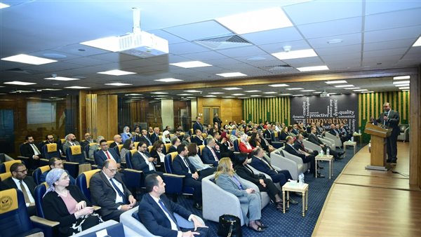  الرقابة المالية تستعرض التجربة الرائدة لإطلاق أول سوق كربون طوعي مع اتحاد بنوك مصر