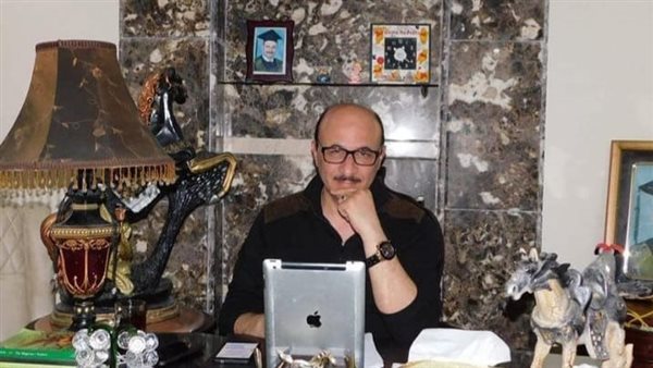 خبير مصرفي يكشف عن كيفية حساب سعر صرف الدولار مقابل الجنيه حتى 11 فبراير 2025 