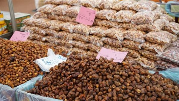 افتتاح معرض “أهلًا رمضان” بمحافظة مطروح بالتنسيق مع الشركة القابضة للصناعات الغذائية