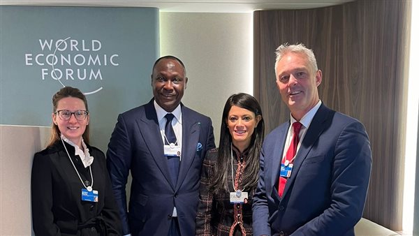 المشاط تلتقي الرئيس التنفيذي لمؤسسة التمويل الأفريقية لمناقشة جهود حشد استثمارات الطاقة المتجددة