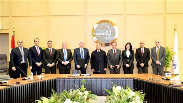  توقيع مذكرة تفاهم بين القابضة للنقل البحرى والبرى وإيه پي موللر – ميرسك إيه / إس