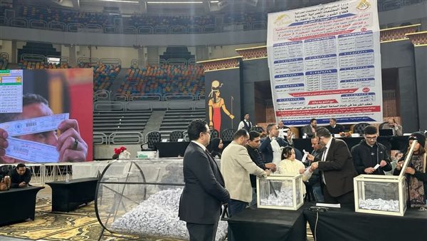 وزير الإسكان: إجراء القرعة العلنية على قطع الأراضي بمدينة برج العرب الجديدة ضمن برنامج 