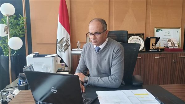 نائب وزير الإسكان يشارك في الاجتماع الرابع للجنة برنامج إدارة مياه الشرب بمحافظة أسوان