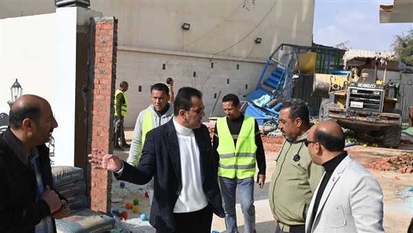 وزير الإسكان يُصدر قرارين لإزالة تعديات ومخالفات بناء بالعبور الجديدة والساحل الشمالي