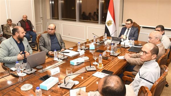 وزير الإسكان يتابع استعدادات تنفيذ المشروعات السكنية الجديدة خلال الفترة المقبلة