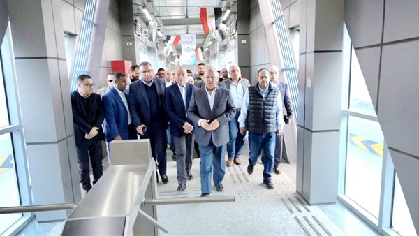 كامل الوزير يتابع جاهزية المرحلة الاولى من مشروع الأتوبيس الترددي BRT 