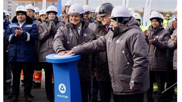 صب الخرسانة الأولى لأساسات مبنى مفاعل الوحدة الرابعة بمحطة لينينجراد للطاقة النووية-2