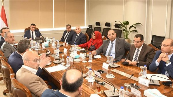 وزير الإسكان يُتابع معدلات تسويق عدد من مشروعات هيئة المجتمعات العمرانية الجديدة