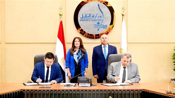  توقيع ثلاثة عقود بين الهيئة القومية لسكك حديد مصر وشركة برجروس ريل الأمريكية (PRL) 