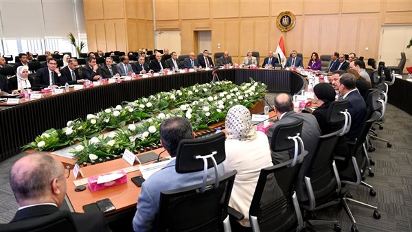 وزير الصناعة يترأس الاجتماع الحادي والعشرين للمجموعة الوزارية للتنمية الصناعية