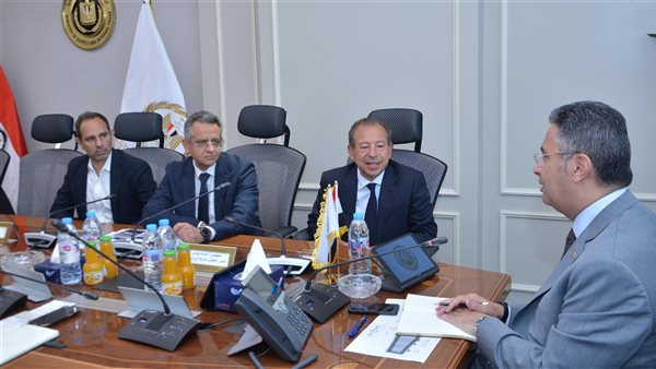 وزير التموين يتابع مع شركة أوراسكوم للإنشاءات الموقف التنفيذي لإنشاء المخزن الاستراتيجي بالفيوم
