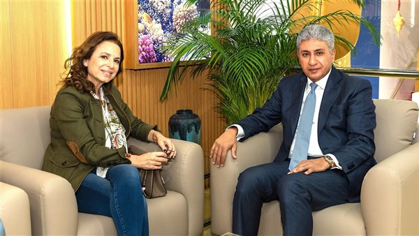 وزير السياحة والآثار يلتقي بوزيرة السياحة اللبنانية