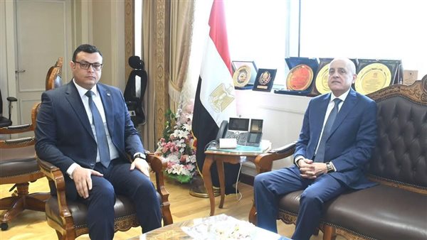 وزير الإسكان يستقبل محافظ الأقصر لمتابعة مشروعات مبادرة 