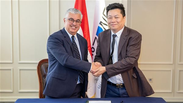 توقيع عقدين لمشروعي 