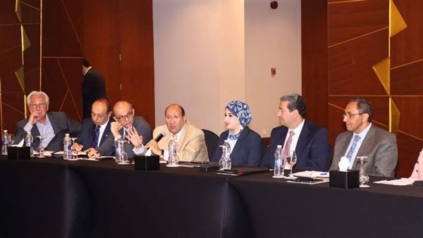  نائب وزير السياحة والآثار تشارك في ورشة عمل حول التنمية الاقتصادية المحلية 