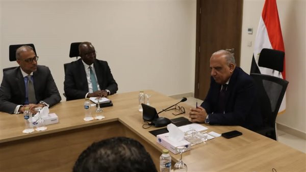  وزير الكهرباء يبحث مع وفد مؤسسة التمويل الدولية 