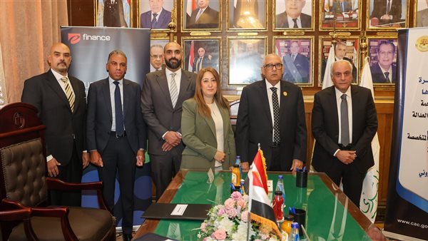 محكمة استئناف القاهرة تطلق خدمات إلكترونية جديدة بالتعاون مع وزارة الاتصالات وهيئة البريد