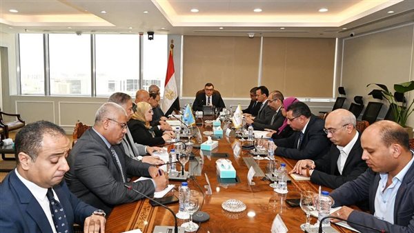 وزير الإسكان يعقد اجتماعًا تنسيقيًا لمتابعة آلية عمل وحدتي تنظيم السوق العقارية وتصدير العقار