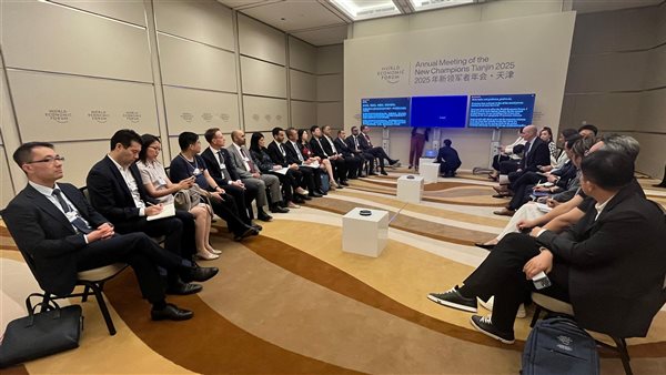 المشاط تلتقي ممثلي مجتمع الأعمال الصيني والمستثمرين بفعاليات المنتدى الاقتصادي العالمي بمدينة «تيانجين»