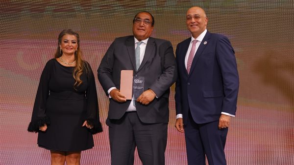 بنك قناة السويس ضمن أفضل 100 شركة بالبورصة المصرية » في تصنيف قمة مصر للأفضل 2025