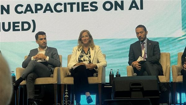  الاتصالات تشارك في المنتدى العالمي لأخلاقيات الذكاء الاصطناعي التابع لليونسكو في بانكوك