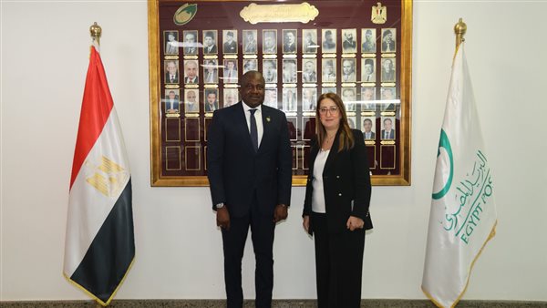 رئيس البريد المصري تستقبل المدير التنفيذي لبريد كوت ديفوار لبحث التعاون المشترك