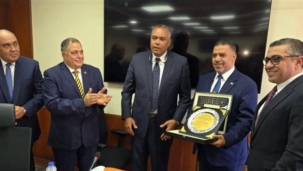 اتحاد بنوك مصر يكرّم القطاع القانوني بالبنك التجاري الدولي – مصر تقديرًا لمساهماته في دعم النزاعات القضائية المصرفية