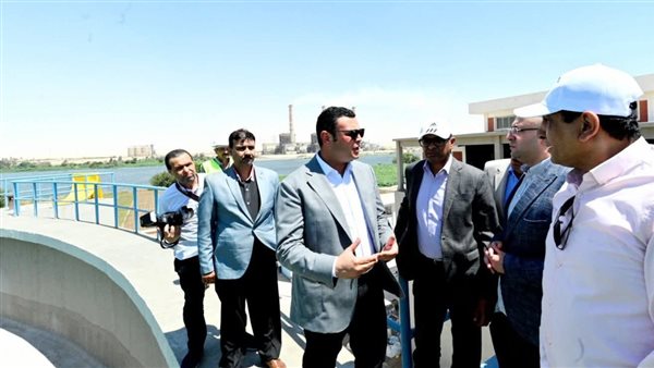وزير الإسكان ومحافظ بني سويف يتفقدان مشروع توسعات محطة مياه شرب أشمنت 