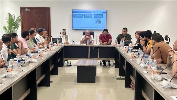  رئيس جهاز مدينة المنصورة الجديدة يلتقي سكان المدينة للاستماع إلى مطالبهم ومقترحاتهم