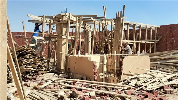  الإسكان: تنفيذ حملات إزالة لمخالفات بناء وإشغالات وغلق أنشطة مخالفة بعددٍ من المدن الجديدة