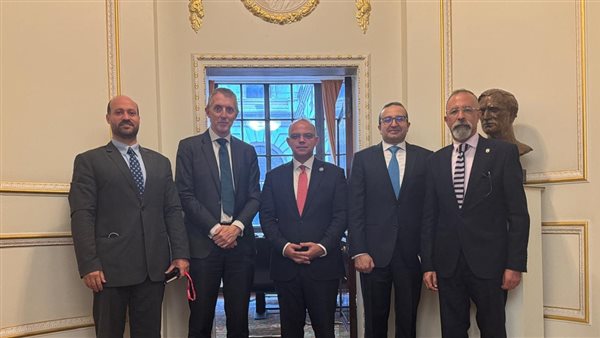 الرقابة المالية تختتم اجتماعاتها في لندن بلقاء نائب محافظ بنك إنجلترا للرقابة الاحترازية 